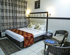 OYO 4399 Hotel Satyam Lodge (Jammu, India)