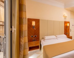 Hotel Suite Opera Rooms (Rome, Italy)