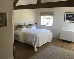 Cijela kuća/apartman Luxurious Converted Cottage For 2 Plus 1 With Use Of Owners Heated Indoor Pool (Chapel Allerton, Ujedinjeno Kraljevstvo)