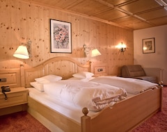 Khách sạn Hotel & Chalet Bellevue (Lech am Arlberg, Áo)