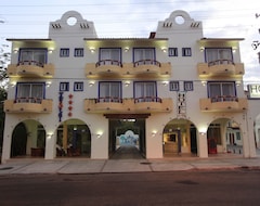 Hotel Xestal (Huatulco, Mexico)