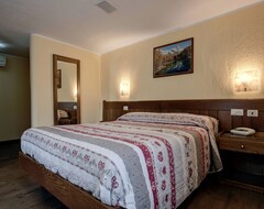 Khách sạn Hotel Cecchin (Aosta, Ý)