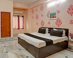 Khách sạn OYO 42633 Aarshi Palace (Cuttack, Ấn Độ)