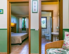 Khách sạn Vacation Home Alberguccio Ranch Hotel In Scarlino - 4 Persons, 1 Bedrooms (Scarlino, Ý)