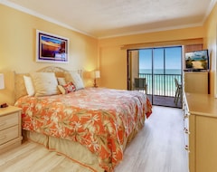 Hotel Villa Madeira #410 ~ Ra151629 (Madeira Beach, USA)