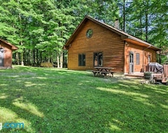 Entire House / Apartment Trout Lake Cabin With Private Dock, Kayaks And Loft! (Grand Rapids, USA)