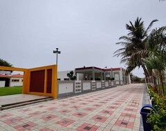 Khách sạn Asopalav Lawns (Veraval, Ấn Độ)