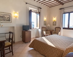 Khách sạn Hotel Umbra (Assisi, Ý)