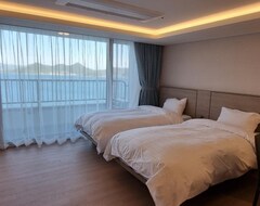 Hotel Kumho TongYeong Marina Resort (Tongyeong, Sydkorea)