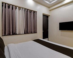 Hotel OYO 13132 Shivalaya Hospitality (Kolkata, India)