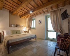 Bed & Breakfast Le Maracla Country House (Jesi, Ý)