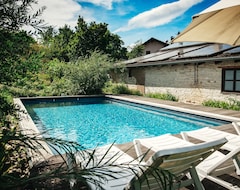 Casa/apartamento entero New Dates 2023 - House Archeopteryx - With Pool And Large Garden (Langenaltheim, Alemania)