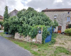 Hele huset/lejligheden Converted Medieval Chapel Gite In Limousin Country (Rancon, Frankrig)