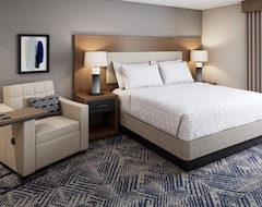 Candlewood Suites - Kingston West, An Ihg Hotel (Kingston, Canada)