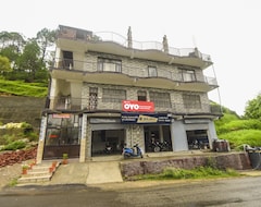 Khách sạn OYO 15438 Vivek Nomadic (Dalhousie, Ấn Độ)