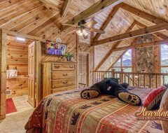 Toàn bộ căn nhà/căn hộ Campfire Lodge (Maryville, Hoa Kỳ)