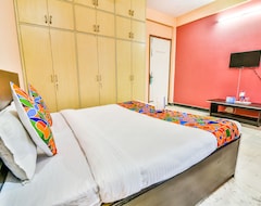 Hotel FabExpress Radiant Casa Sector 70 (Noida, India)