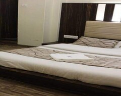 Khách sạn Room Maangta 211 @ Thane West (Mumbai, Ấn Độ)
