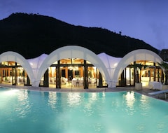 Hotel Lago Bin (Rocchetta Nervina, Italia)