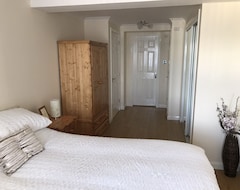 Toàn bộ căn nhà/căn hộ Beautiful 3-Bed Apartment In Gourock (Gourock, Vương quốc Anh)