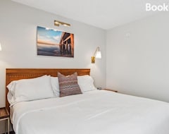 Cape Suites Room 4 - Free Parking! Hotel Room (Rehoboth Beach, Sjedinjene Američke Države)