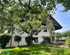 Entire House / Apartment Papas Apartment (Lesce, Slovenia)