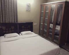 Hotel OYO 14605 Kothaguda (Hyderabad, India)