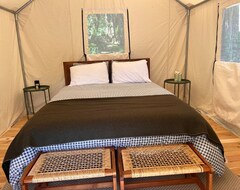 Khách sạn Lopez Farm Cottages & Tent Camping (Lopez Island, Hoa Kỳ)