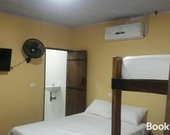 Khách sạn Hotel Gavas Amazonas (Leticia, Colombia)