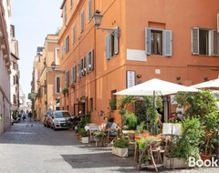 Hele huset/lejligheden Elegant & Quiet Apartment Next To Colosseo (Rom, Italien)