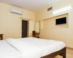 Khách sạn Spot On Sapphire Inn (Bhopal, Ấn Độ)