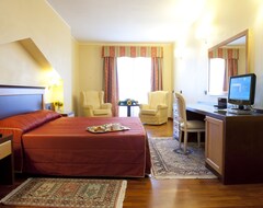 Hotelli Hotel Grillo (Assemini, Italia)
