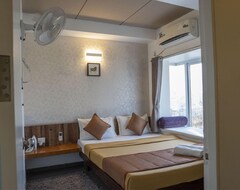 Hotel Chandralok Suite 007 (Kolhapur, India)