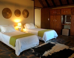 Hotel White Elephant Bush Camp (Pongola, Sydafrika)