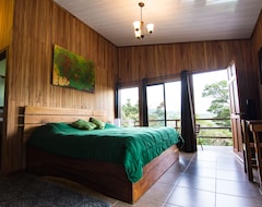 Khách sạn Cala Lodge (Monteverde, Costa Rica)