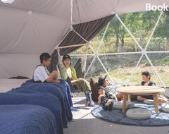 Kamp Alanı Glamping Tomamu (Rikubetsu, Japonya)