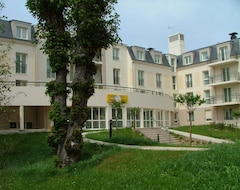 Hotel Poissy (Poissy, Francuska)