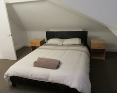 Koko talo/asunto No 5 - Large 1 bed near Sefton Park and Lark Lane (Liverpool, Iso-Britannia)