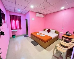 Hotel Purnima Residency , Lakshmanpur (Govind Nagar Beach, Indija)