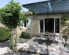 Koko talo/asunto Bastidon Provencal (Gordes, Ranska)