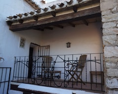 Toàn bộ căn nhà/căn hộ Located In The Heart Of Lliber, Rustic Cottage With Secure Storage For Bikes. (Llíber, Tây Ban Nha)