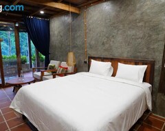 Khách sạn Ba Be Jungle Lake Houses (Bắc Kạn, Việt Nam)
