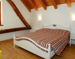 Toàn bộ căn nhà/căn hộ Cosy Apartment For 4 Guests With Wifi, Tv And Balcony (Raveo, Ý)
