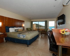 Resort Lindbergh Bay Hotel (Charlotte Amalie, US Virgin Islands)