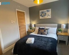 Cijela kuća/apartman Lovely 1 Bed Apartment + Extra Sofa Bed- West Midlands (Dudley, Ujedinjeno Kraljevstvo)