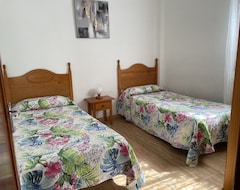 Hele huset/lejligheden Holiday Cottage In The Village, Off The Main Road, With Wi-Fi (Valle Gran Rey, Spanien)
