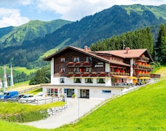 Khách sạn Hotel Gemma (Hirschegg, Áo)