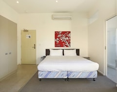 Khách sạn Plum Serviced Apartments North Melbourne (Melbourne, Úc)