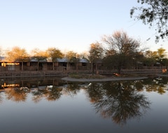 Koko talo/asunto Norotshama River Resort (Warmbad, Namibia)