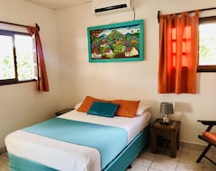 Khách sạn Hc Liri Hotel (San Juan del Sur, Nicaragua)